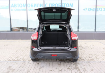 Подержанный автомобиль LADA (ВАЗ) XRAY 2019 года (18 фото)