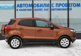 Подержанный автомобиль Ford EcoSport 2016 года (6 фото)