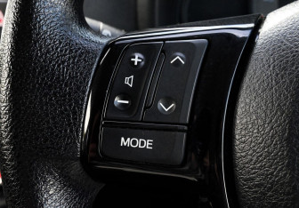 Подержанный автомобиль Toyota Vitz 2019 года (12 фото)