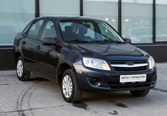 Подержанный автомобиль LADA (ВАЗ) Granta Sedan 2012 года (7 фото)