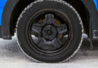 Подержанный автомобиль Renault Sandero 2015 года (19 фото)