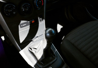 Подержанный автомобиль Toyota Corolla Sedan 2007 года (9 фото)