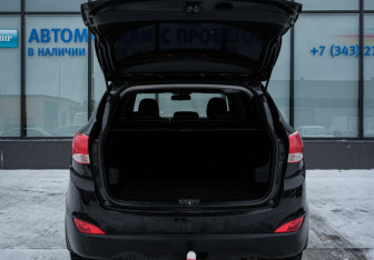 Подержанный автомобиль Hyundai ix35 2013 года (20 фото)