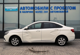 Подержанный автомобиль LADA (ВАЗ) Vesta Sedan 2017 года (2 фото)