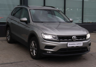 Подержанный автомобиль Volkswagen Tiguan 2019 года (7 фото)