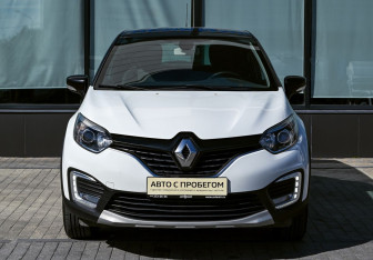Подержанный автомобиль Renault Kaptur 2018 года (8 фото)