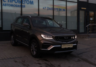 Подержанный автомобиль Geely Atlas Pro 2022 года (7 фото)