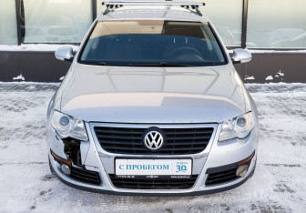 Подержанный автомобиль Volkswagen Passat Wagon 2008 года (8 фото)