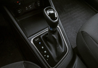 Подержанный автомобиль Hyundai Solaris Sedan 2017 года (16 фото)