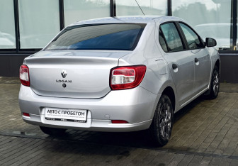 Подержанный автомобиль Renault Logan Sedan 2019 года (5 фото)
