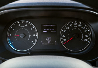 Подержанный автомобиль Renault Arkana 2019 года (18 фото)