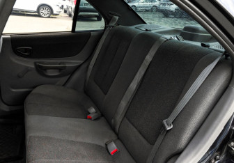 Подержанный автомобиль Hyundai Accent Sedan 2006 года (13 фото)