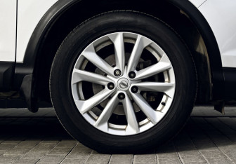 Подержанный автомобиль Nissan Qashqai 2016 года (22 фото)