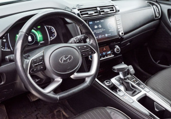 Подержанный автомобиль Hyundai Creta 2021 года (9 фото)