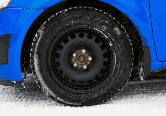 Подержанный автомобиль Chevrolet Aveo Sedan 2012 года (19 фото)