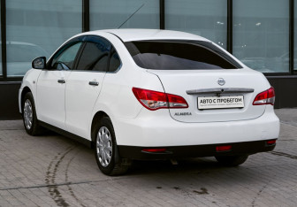 Подержанный автомобиль Nissan Almera Sedan 2014 года (3 фото)