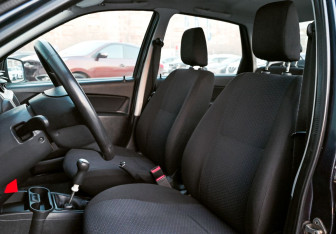 Подержанный автомобиль LADA (ВАЗ) Granta Sedan 2012 года (14 фото)