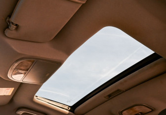 Подержанный автомобиль Geely Emgrand EC7 Sedan 2013 года (15 фото)