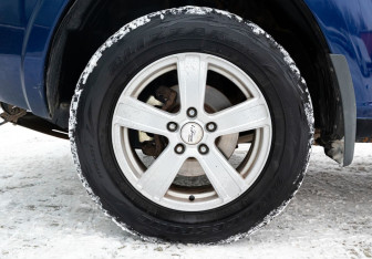 Подержанный автомобиль Nissan X-Trail 2005 года (16 фото)