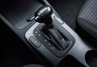 Подержанный автомобиль Kia Cerato Sedan 2015 года (11 фото)