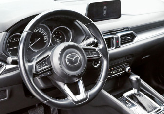 Подержанный автомобиль Mazda CX-5 2019 года (15 фото)