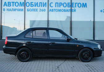 Подержанный автомобиль Hyundai Accent Sedan 2008 года (6 фото)