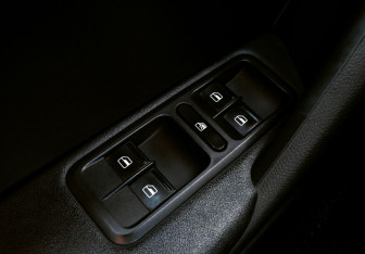 Подержанный автомобиль Skoda Yeti 2016 года (14 фото)