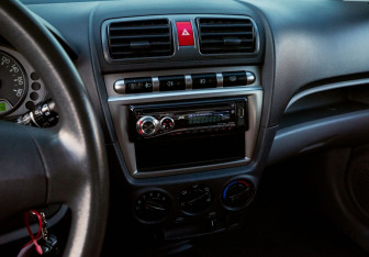 Подержанный автомобиль Kia Picanto 2007 года (11 фото)