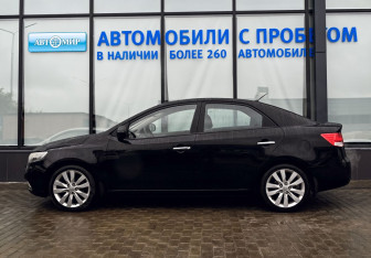 Подержанный автомобиль Kia Cerato Sedan 2011 года (2 фото)