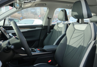 Новый Geely Atlas 2024 (16 фото)