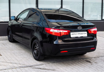 Подержанный автомобиль Kia Rio Sedan 2012 года (3 фото)
