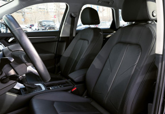 Подержанный автомобиль Audi Q3 2020 года (9 фото)