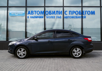 Подержанный автомобиль Ford Focus Sedan 2012 года (2 фото)