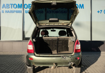 Подержанный автомобиль LADA (ВАЗ) Kalina Wagon 2010 года (15 фото)