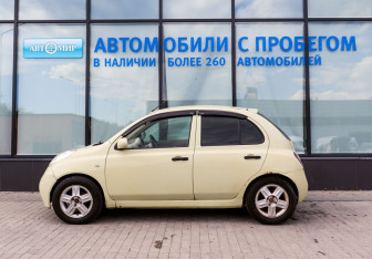 Подержанный автомобиль Nissan March Hatchback 2004 года (2 фото)