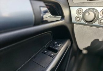 Подержанный автомобиль Opel Astra Hatchback 2008 года (15 фото)