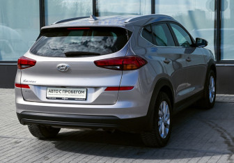 Подержанный автомобиль Hyundai Tucson 2020 года (5 фото)