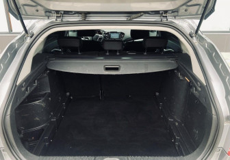 Подержанный автомобиль LADA (ВАЗ) Vesta Wagon 2021 года (17 фото)