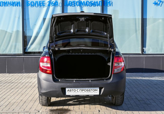 Подержанный автомобиль LADA (ВАЗ) Granta Sedan 2013 года (18 фото)