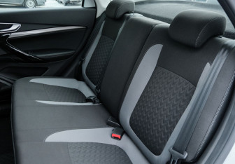 Подержанный автомобиль LADA (ВАЗ) Vesta Sedan 2023 года (20 фото)