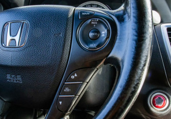 Подержанный автомобиль Honda Accord Sedan 2013 года (13 фото)