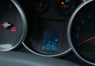 Подержанный автомобиль Chevrolet Cruze Sedan 2010 года (15 фото)