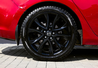 Подержанный автомобиль Mazda 6 Sedan 2015 года (22 фото)
