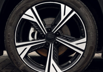 Подержанный автомобиль Geely Cityray 2024 года (21 фото)