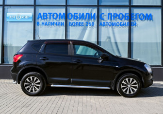 Подержанный автомобиль Nissan Qashqai 2008 года (6 фото)