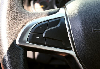 Подержанный автомобиль Renault Sandero 2019 года (13 фото)