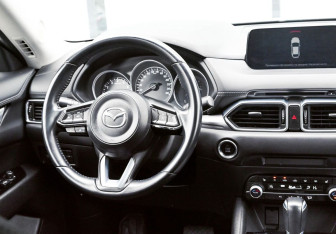 Подержанный автомобиль Mazda CX-5 2019 года (19 фото)