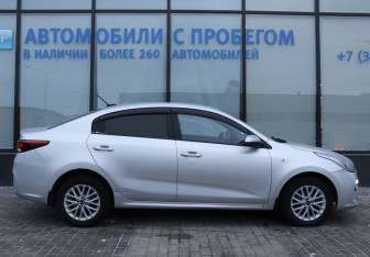 Подержанный автомобиль Kia Rio Sedan 2018 года (6 фото)