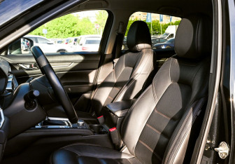 Подержанный автомобиль Mazda CX-5 2021 года (16 фото)