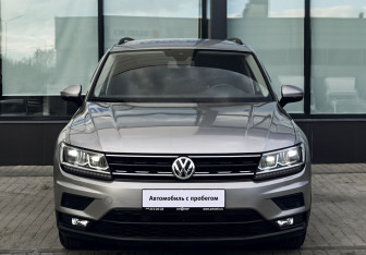 Подержанный автомобиль Volkswagen Tiguan 2020 года (8 фото)
